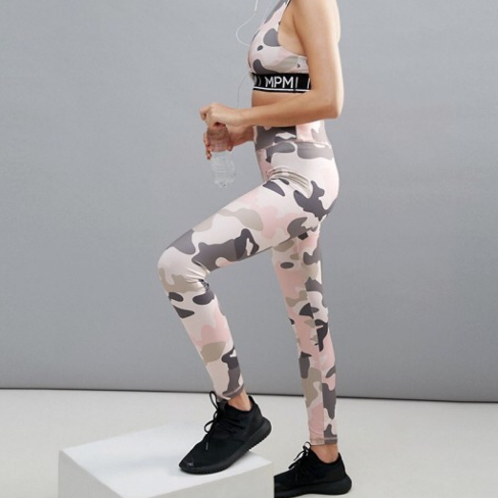 MINKPINK Camo Leggings
